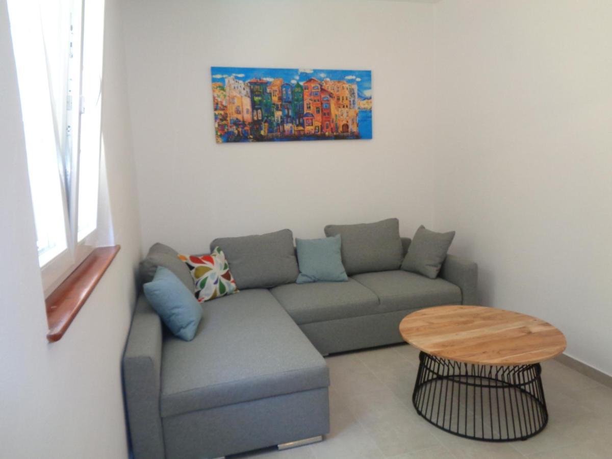 לופאר Apartments Marina מראה חיצוני תמונה